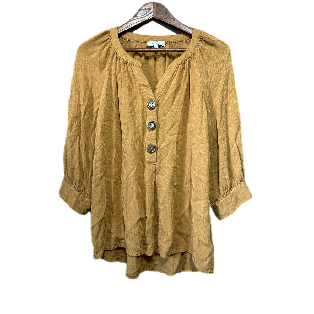 New Directions Blouse Womens Medium Mustard Gold Leopard Jacquard 3/4 Sleeve Top